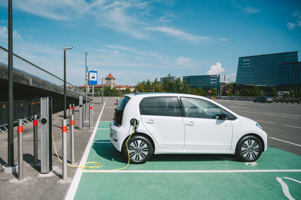 A Volkswager E-Up driving with Eco2move